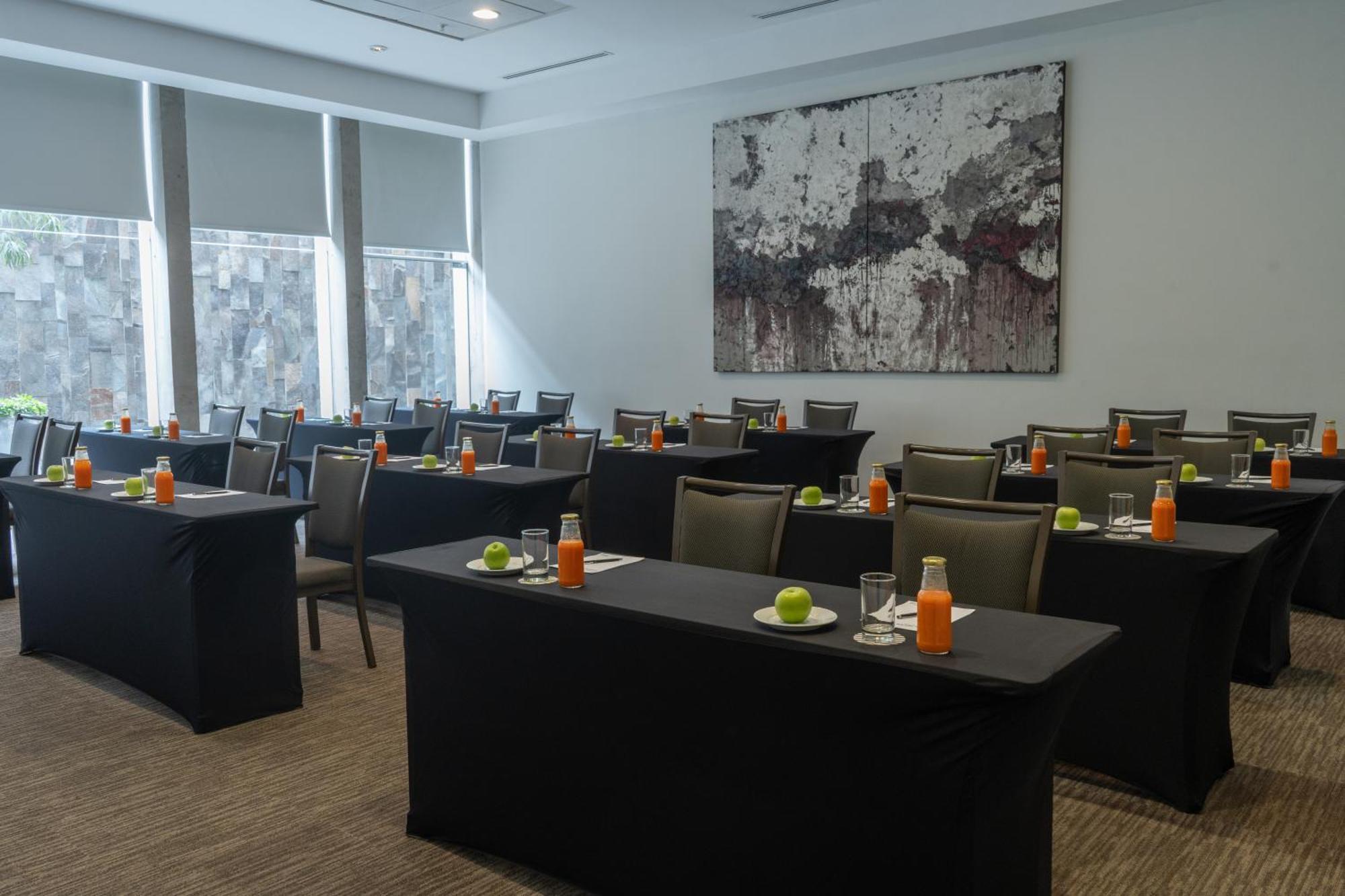Hotel Pullman San Isidro 5*